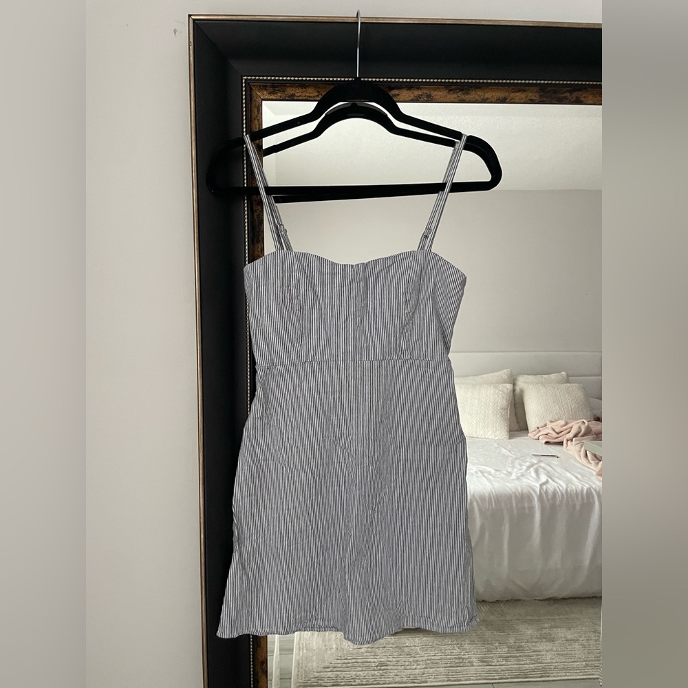 Brandy Melville Navy and White Striped Mini Dress - Picture 2 of 5